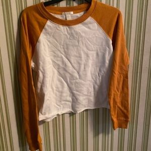 Women’s long sleeve top